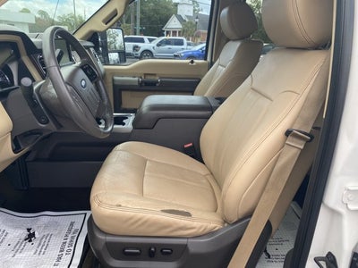 2016 Ford Super Duty F-550 DRW Lariat