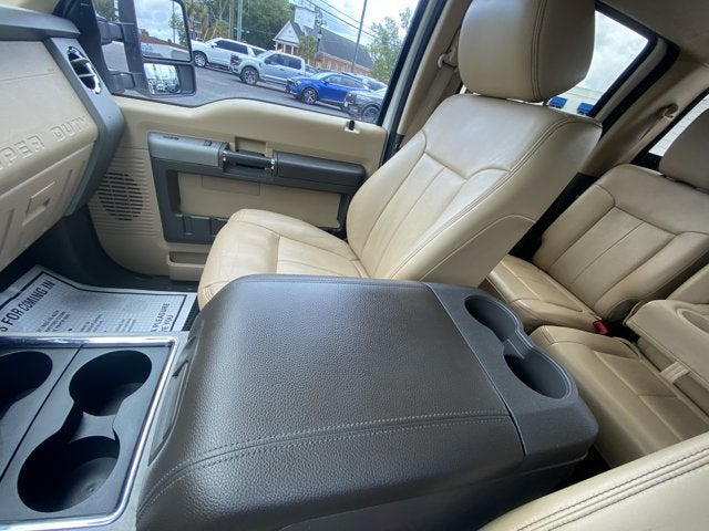2016 Ford Super Duty F-550 DRW Lariat