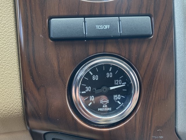 2016 Ford Super Duty F-550 DRW Lariat