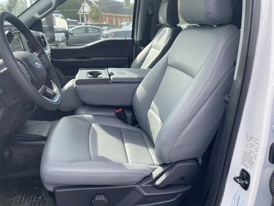 2026 Ford Super Duty F-350 DRW XL