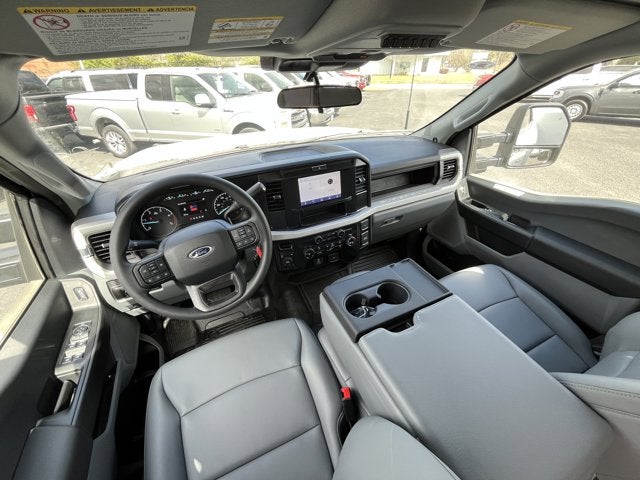 2026 Ford Super Duty F-350 DRW XL