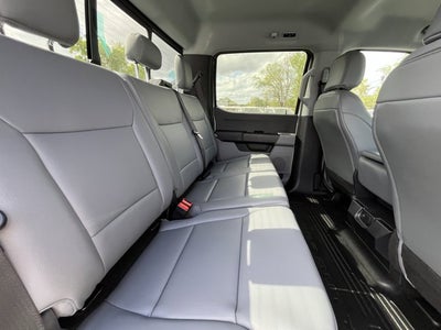 2026 Ford Super Duty F-350 DRW XL