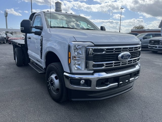 2026 Ford Super Duty F-350 DRW XL