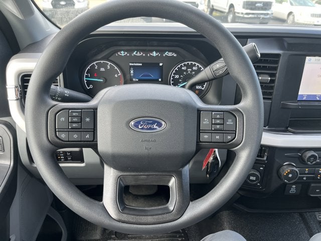 2026 Ford Super Duty F-350 DRW XL
