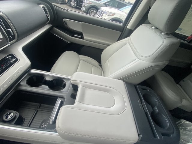 2027 Ford Expedition Max Active