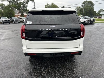 2027 Ford Expedition Active