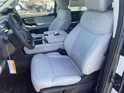 2026 Ford Expedition Platinum