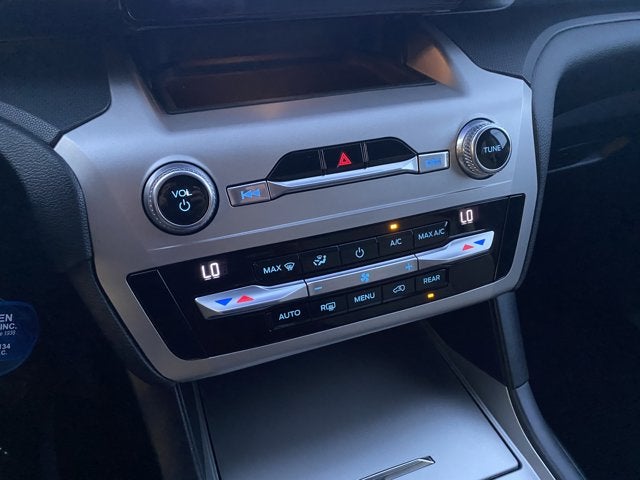 2021 Ford Explorer Base