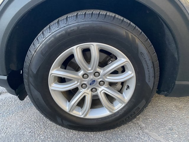 2021 Ford Explorer Base