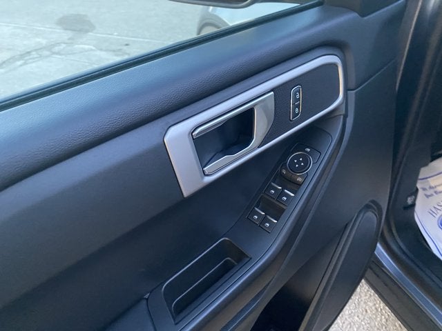 2021 Ford Explorer Base