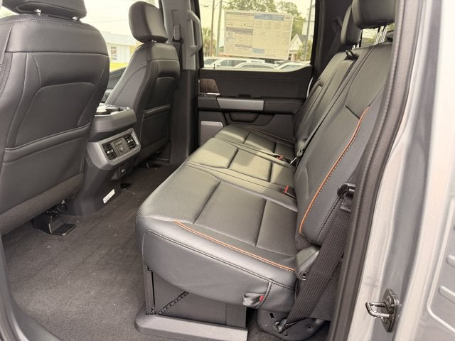 2027 Ford Super Duty F-250 SRW LARIAT