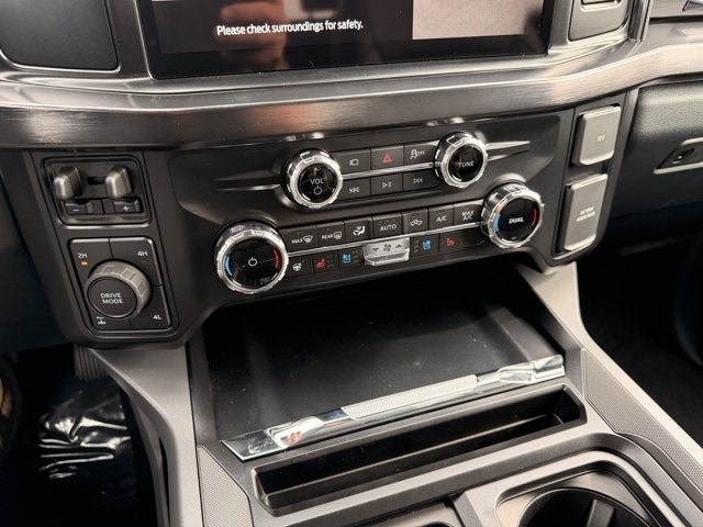 2027 Ford Super Duty F-250 SRW LARIAT
