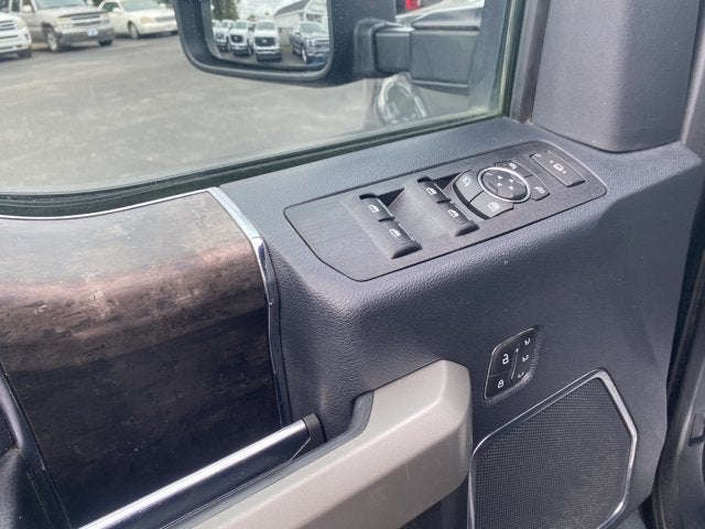 2022 Ford Super Duty F-250 SRW LARIAT