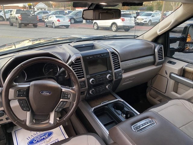 2019 Ford Super Duty F-250 SRW LIMITED.