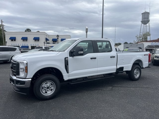 2026 Ford Super Duty F-350 SRW XL
