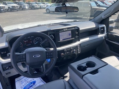 2026 Ford Super Duty F-350 SRW XL