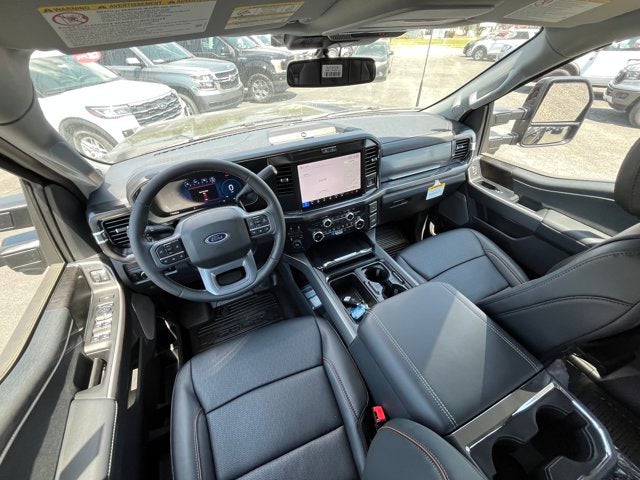 2026 Ford Super Duty F-350 DRW LARIAT