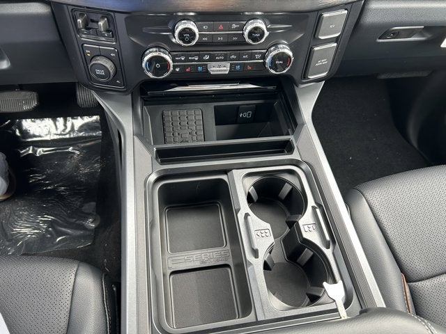 2026 Ford Super Duty F-350 DRW LARIAT