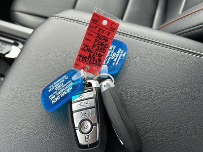 2026 Ford Super Duty F-350 DRW LARIAT