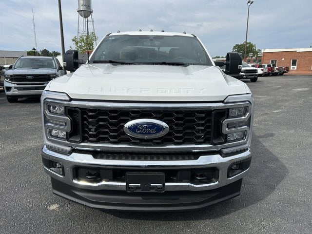2026 Ford Super Duty F-350 DRW LARIAT