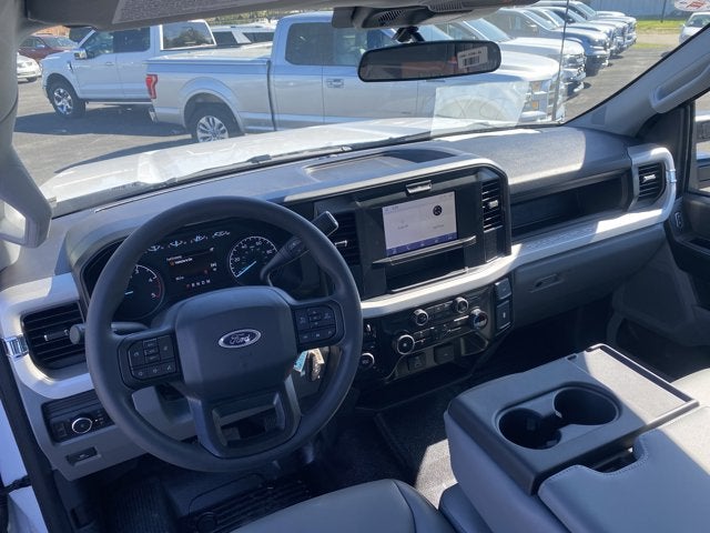 2026 Ford Super Duty F-350 DRW XL