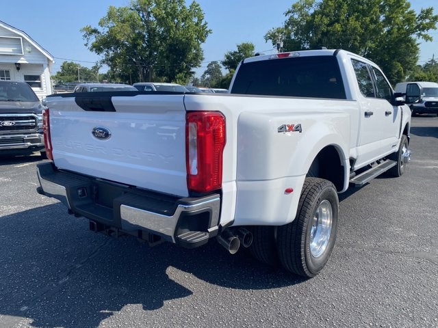 2026 Ford Super Duty F-350 DRW XLT