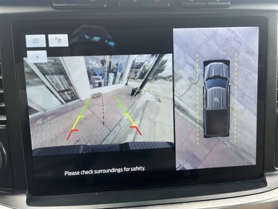 2022 Ford F-150 LARIAT.