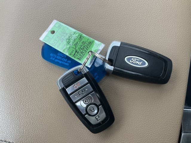 2022 Ford F-150 LARIAT.