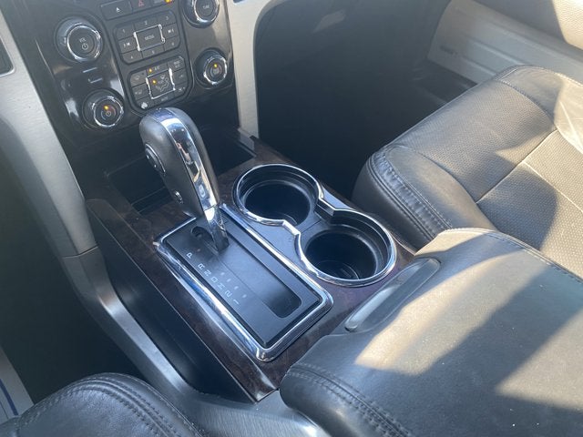 2013 Ford F-150 PLATINUM.