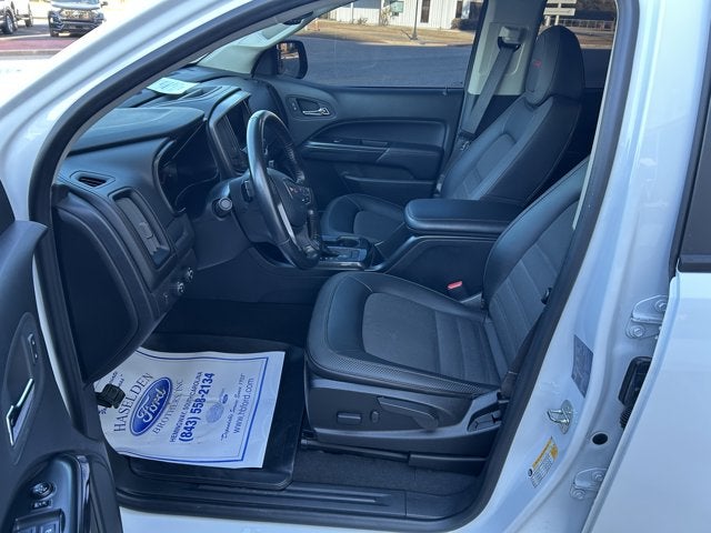 2022 GMC Canyon 4WD AT4 w/Cloth