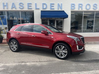 2024 Cadillac XT5 FWD Premium Luxury