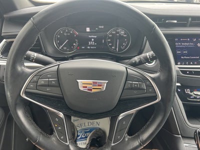 2024 Cadillac XT5 FWD Premium Luxury