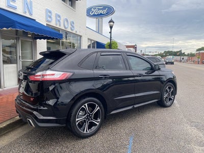 2022 Ford Edge ST