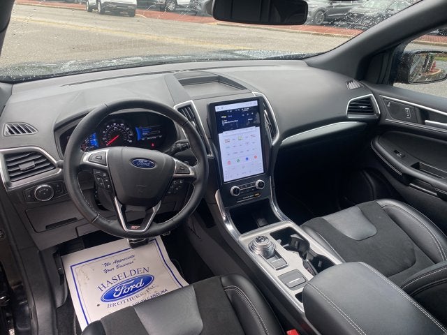 2022 Ford Edge ST