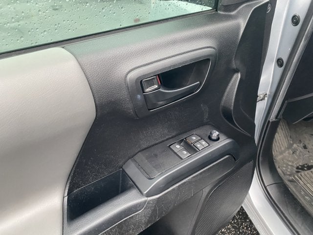 2022 Toyota Tacoma 4WD SR