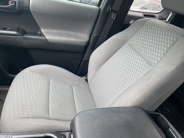 2022 Toyota Tacoma 4WD SR