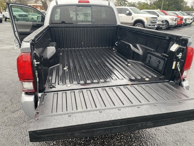 2022 Toyota Tacoma 4WD SR