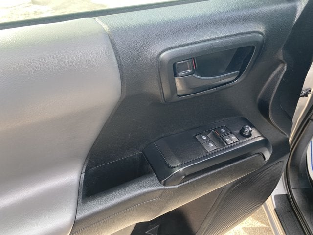 2022 Toyota Tacoma 4WD Base