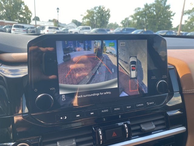 2022 Nissan Pathfinder Platinum