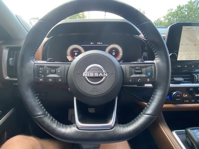 2022 Nissan Pathfinder Platinum