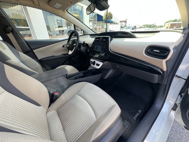 2018 Toyota Prius HYBRID.