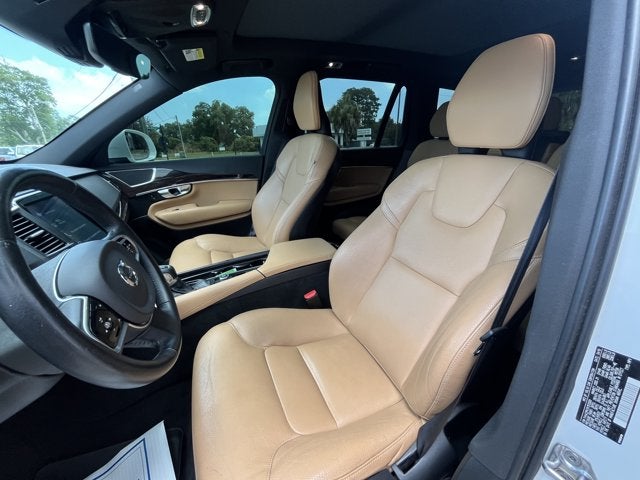 2019 Volvo XC90 Momentum
