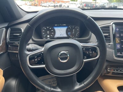 2019 Volvo XC90 Momentum