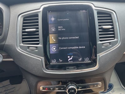 2019 Volvo XC90 Momentum